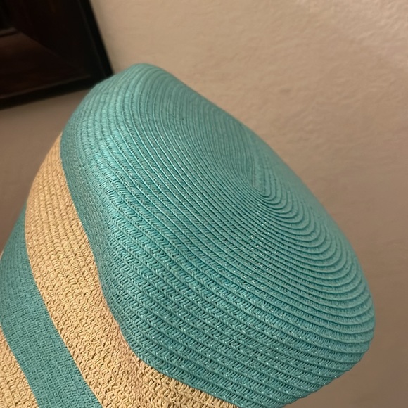 Amiani please check all picture of condition - Picture 13 of 17